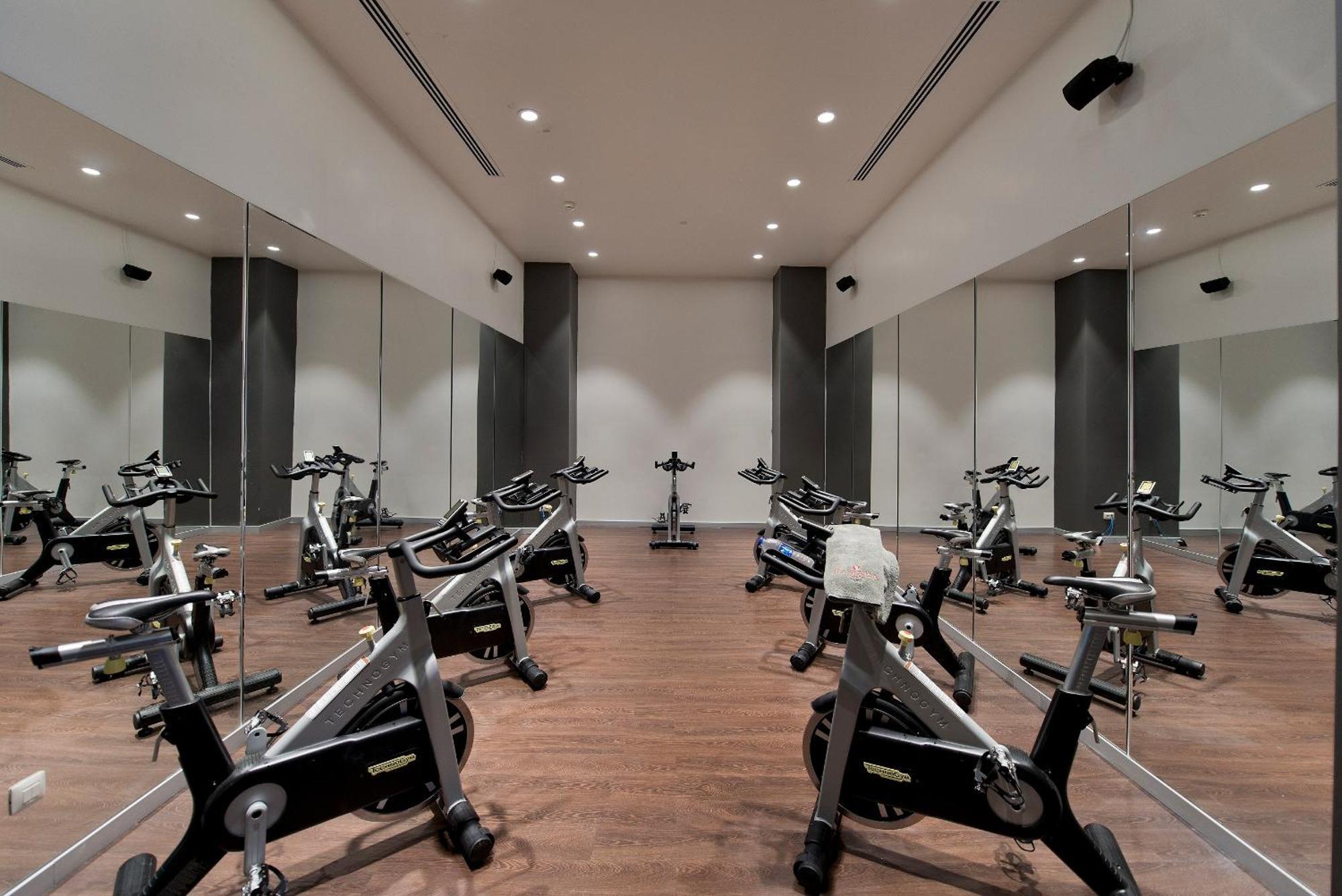 ホテル ラマダ プラザ バイ ウィンダム トラブゾン エクステリア 写真 The gym at the 1000 Museum